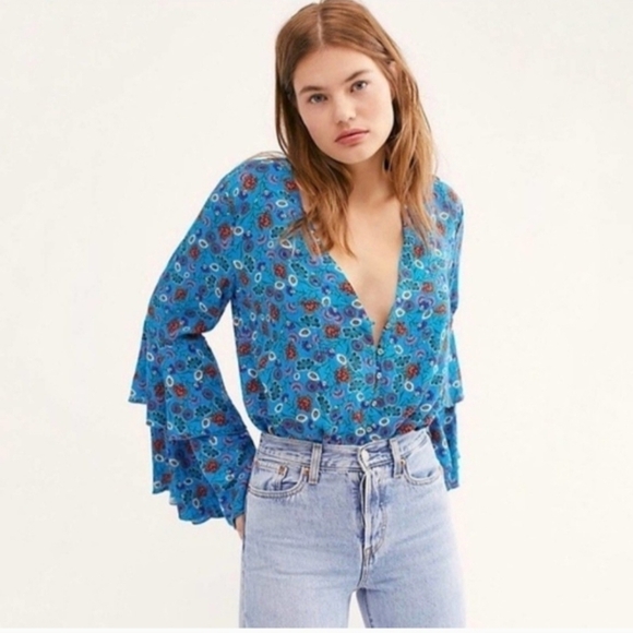 Intimately Free People Bodysuit Small Blue She’s Dainty Blue Floral Blouse Boho - Picture 1 of 12
